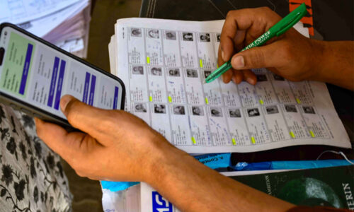 चुनाव आयोग को किस बात का डर है?