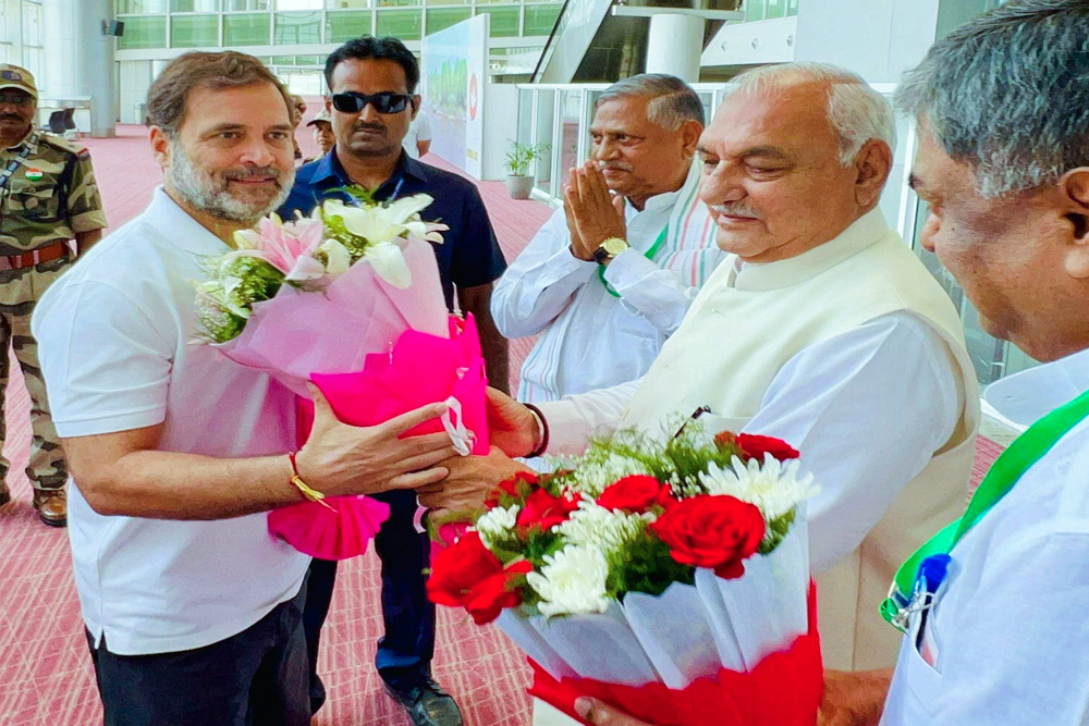 हुड्डा ने जैसे तैसे बचाई इज्जत