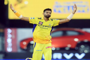 चेन्नई सुपर किंग्स को लगा बड़ा झटका, आईपीएल 2026 से बाहर हुए खलील अहमद