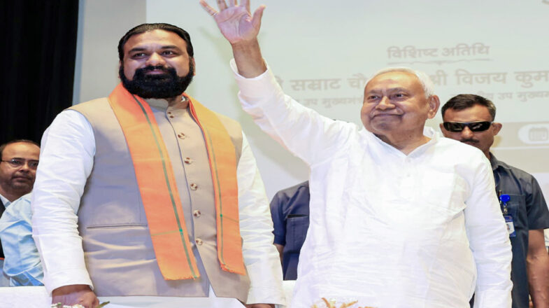 नीतीश की सम्राट से मुलाकात