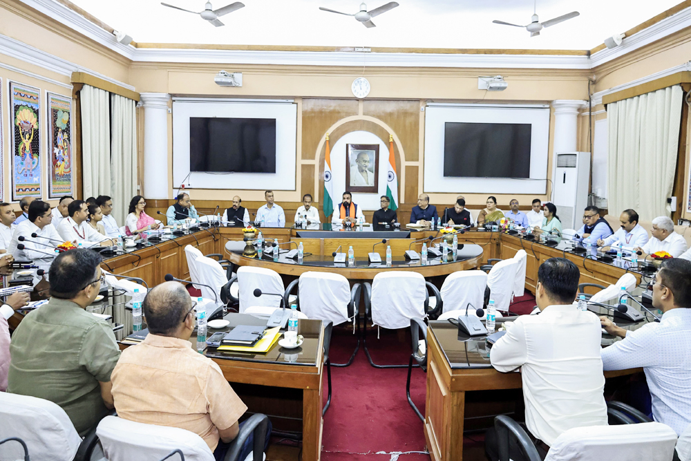 मुख्यमंत्री पद की शपथ लेने के बाद सम्राट चौधरी पहुंचे सचिवालय