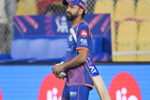 मुंबई इंडियंस को रोहित शर्मा की कमी खल रही है: आकाश चोपड़ा