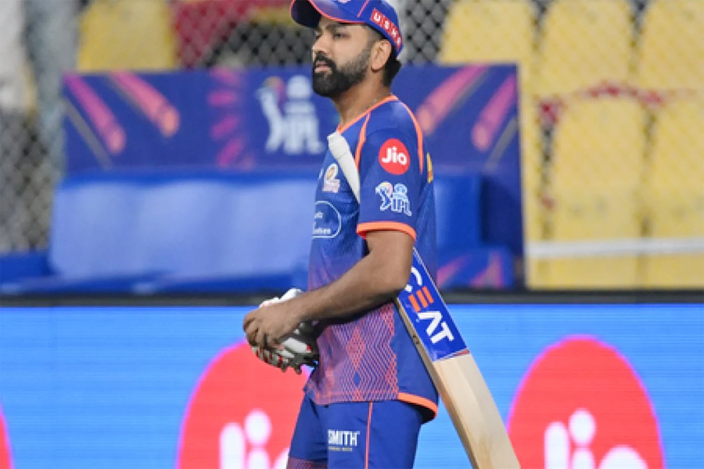 मुंबई इंडियंस को रोहित शर्मा की कमी खल रही है: आकाश चोपड़ा