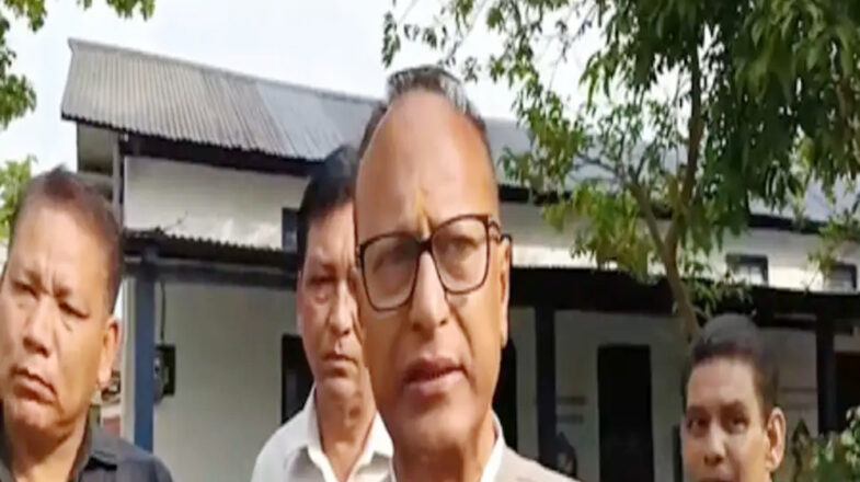 असम चुनाव : भाजपा और कांग्रेस नेताओं ने डाले वोट, जताया जीत का भरोसा