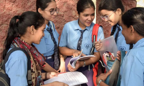 सीबीएसई 10वीं बोर्ड का रिजल्ट जारी, 93.70 प्रतिशत छात्रों ने मारी बाजी