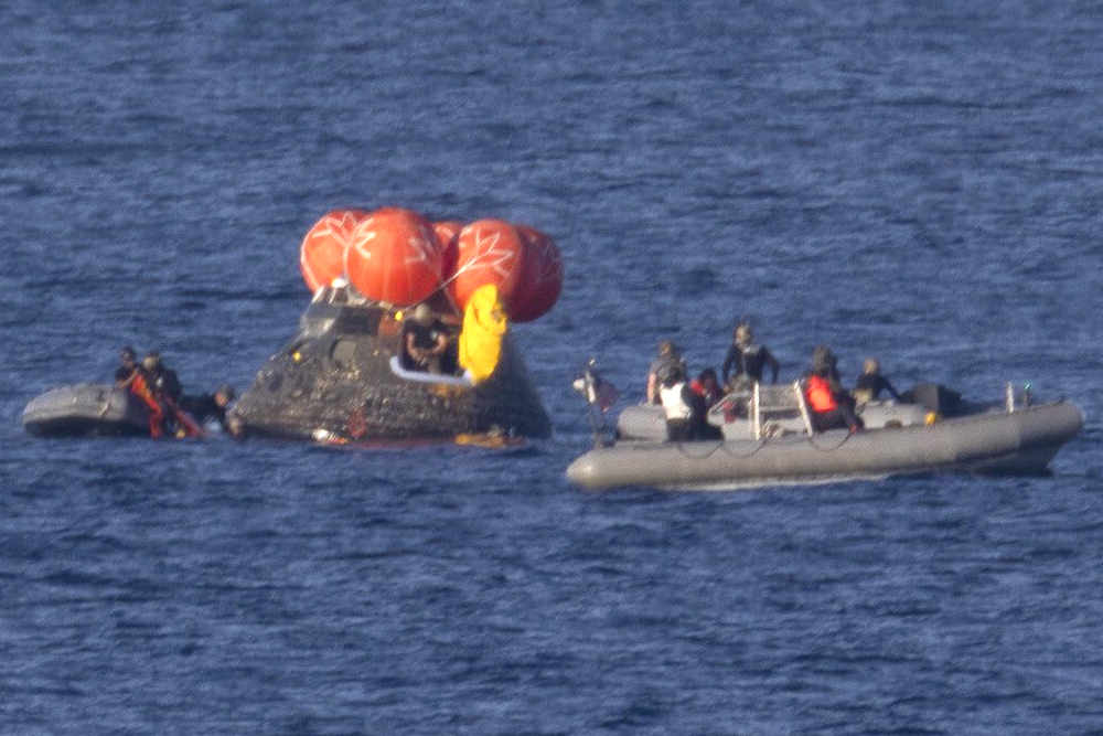 ऐतिहासिक मिशन आर्टेमिस II संपन्न, अंतरिक्ष यात्रियों की धरती पर सुरक्षित लैंडिंग