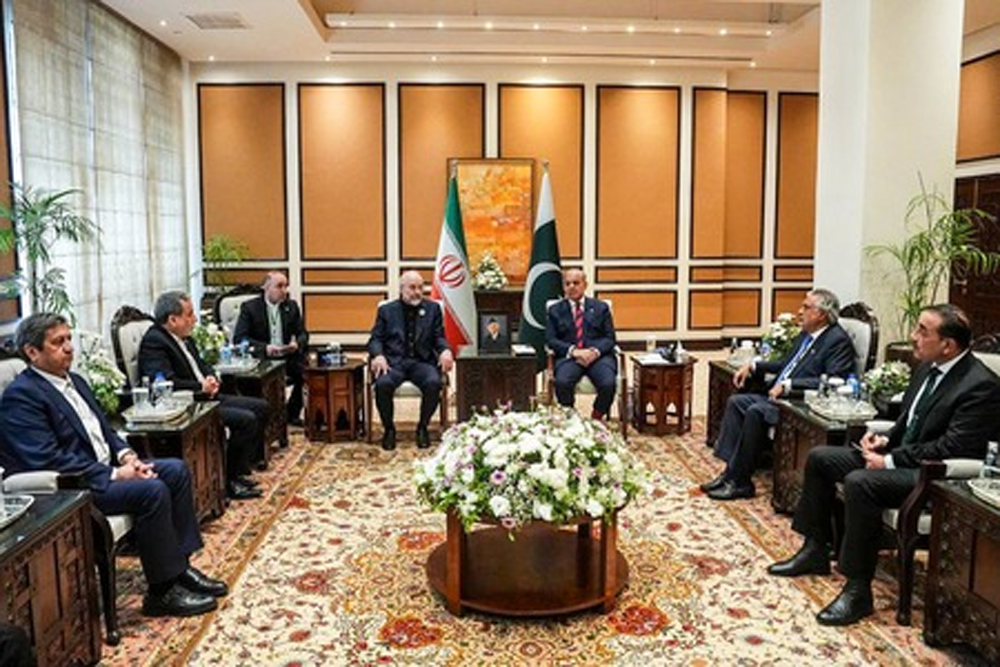 ईरान और अमेरिका के बीच फिर से बनी संवाद की संभावना