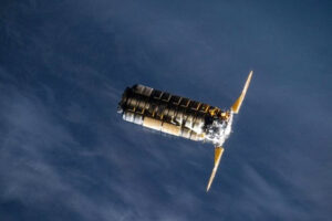 नॉर्थरोप ग्रुम्मन सीआरएस-24 मिशन लॉन्च की तैयारी में नासा