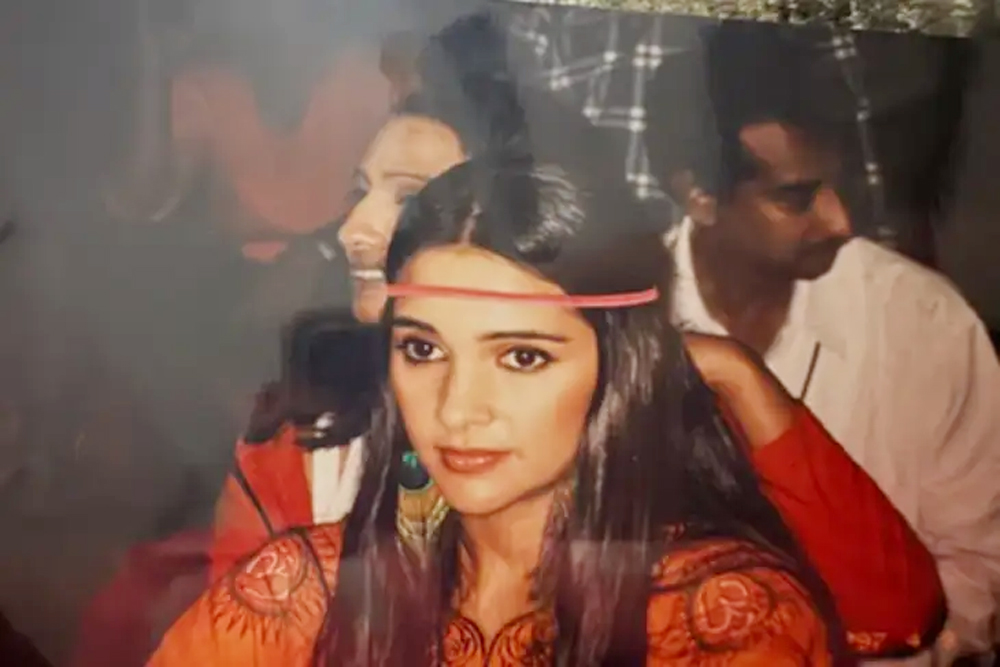 तारा शर्मा ने जीनत अमान से प्रेरित ‘पेज 3’ की एक पुरानी तस्वीर साझा की