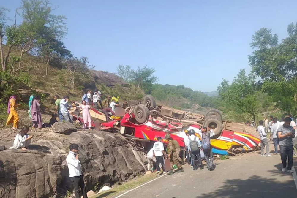 ऊधमपुर बस हादसा : 21 लोगों की मौत, 61 घायल