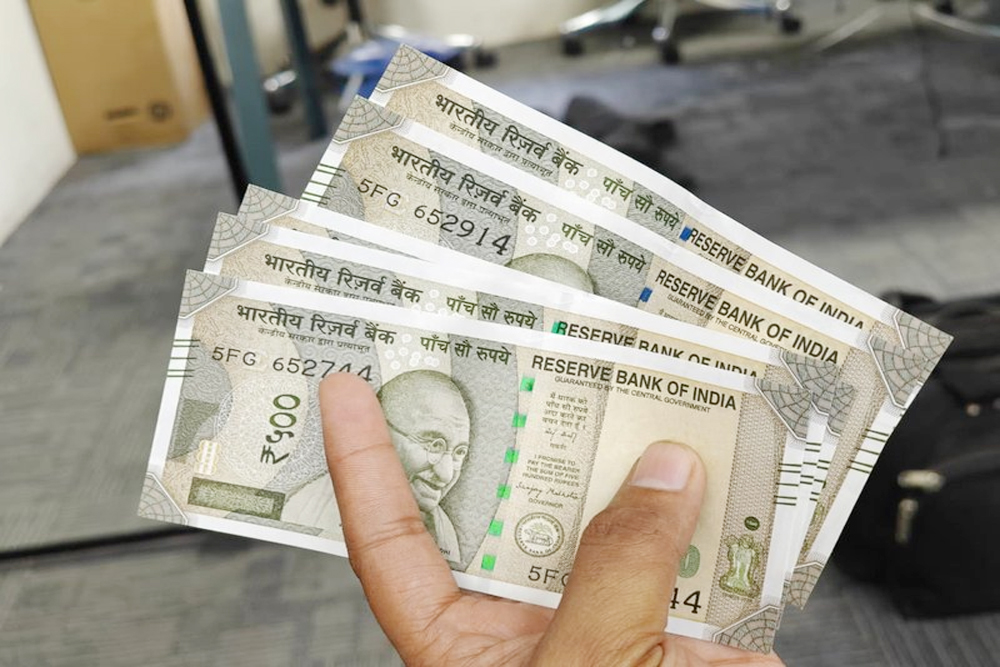 केंद्रीय कर्मचारियों के लिए बड़ी खुशखबरी, केंद्रीय कैबिनेट ने महंगाई भत्ते में 2 प्रतिशत की बढ़ोतरी को दी मंजूरी