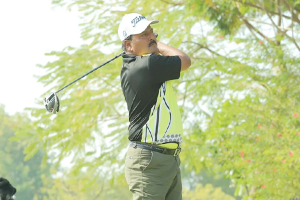 दिग्गज गोल्फर विजय कुमार का निधन