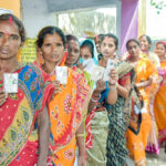 पश्चिम बंगाल में 3 बजे तक 78.77 और तमिलनाडु में 70 फीसदी मतदान