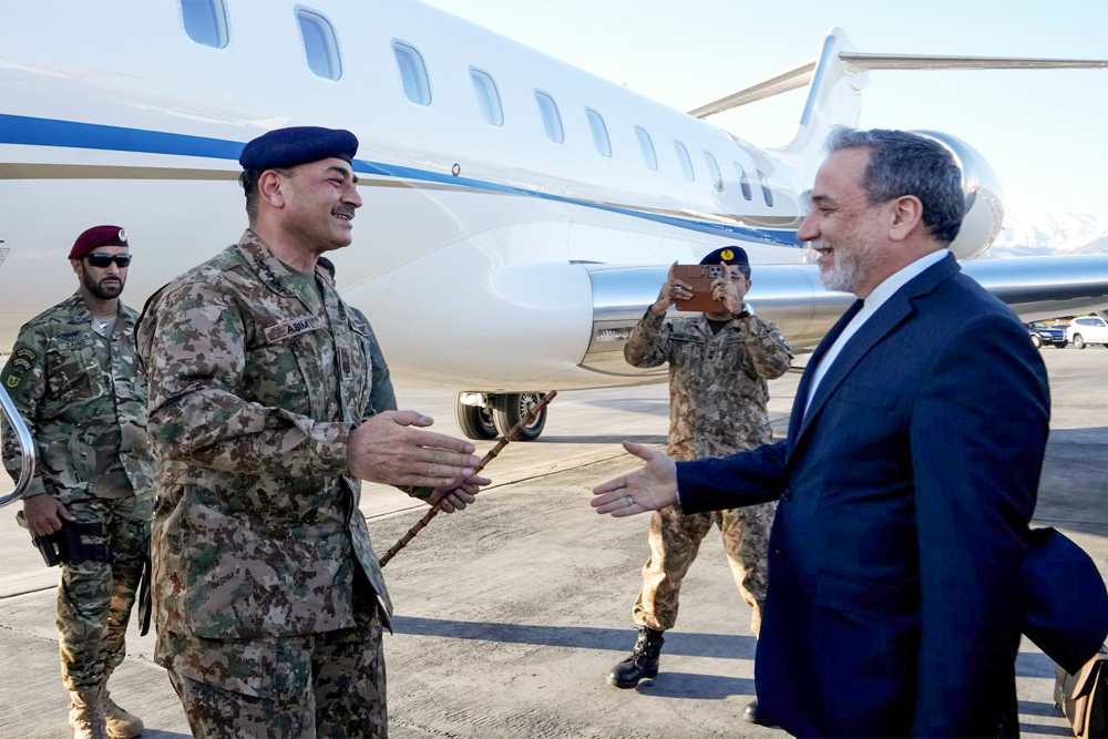 अराघची दोबारा पाकिस्तान पहुंचे