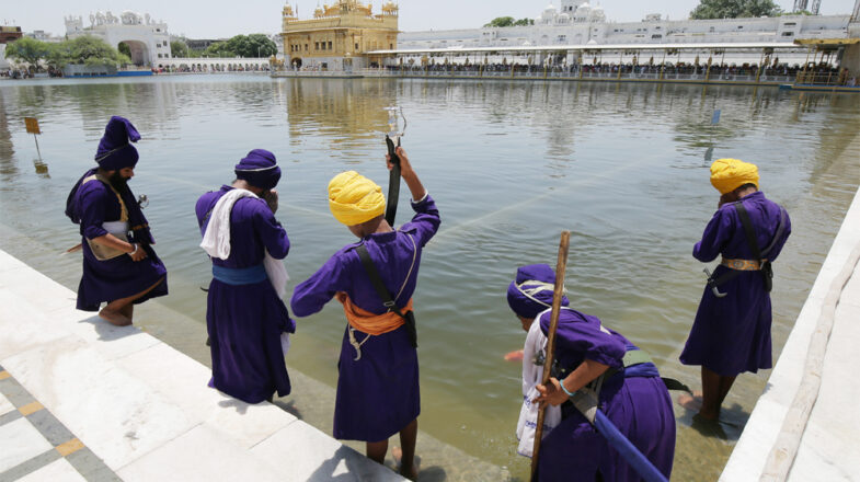 गुरु अर्जुन देव की शहादत से बहुत कुछ बदला