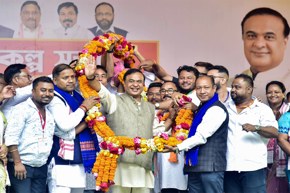 असम में क्या सचमुच एकतरफा मुकाबला?