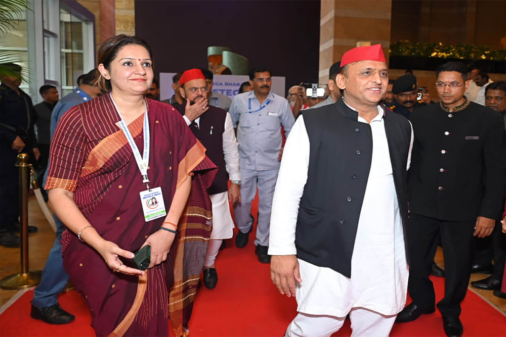 प्रियंका चतुर्वेदी लोकसभा लड़ेंगी या राज्यसभा जाएंगी?