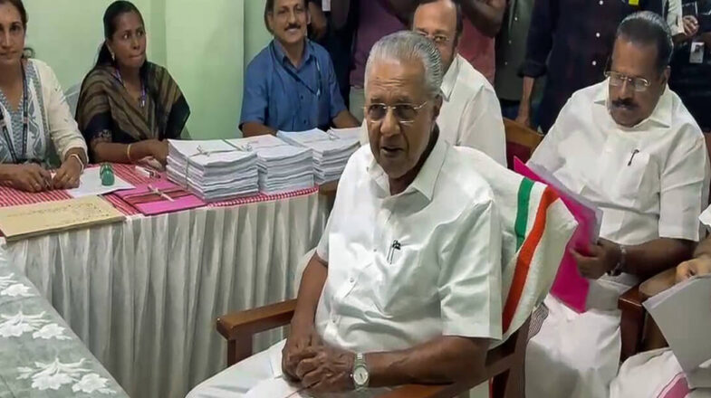 विजयन की हिंदू राजनीति भारी पड़ी है