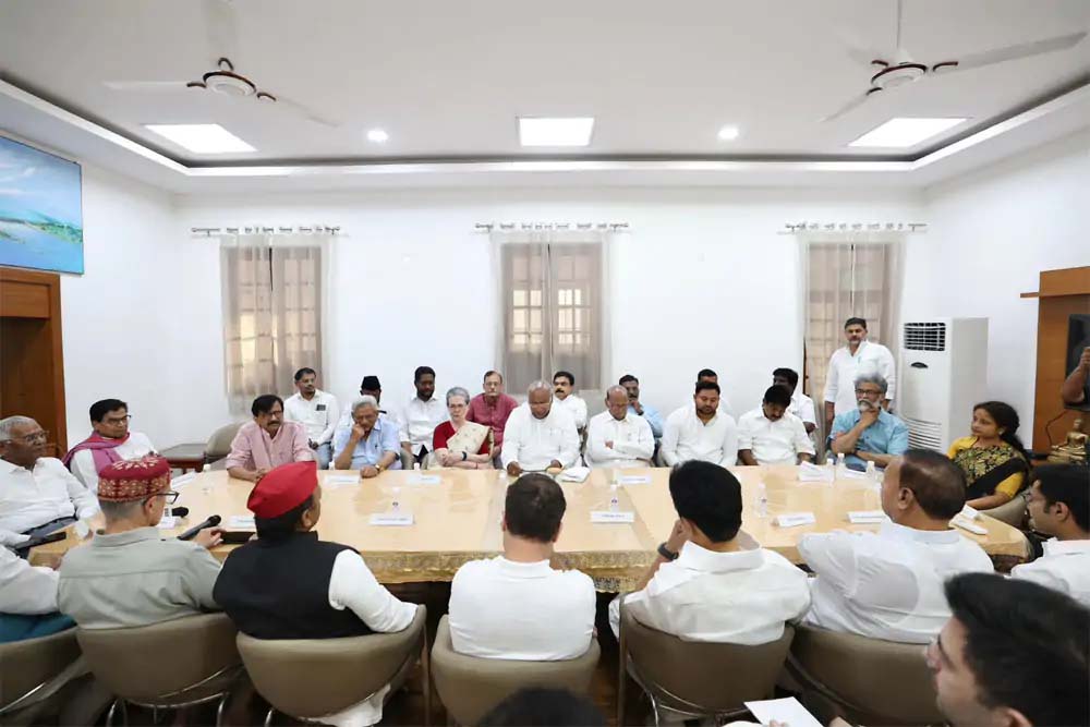 विपक्ष को बनानी होगी रणनीति