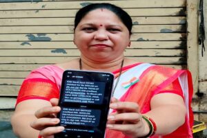 चुनावी राज्यों में पैसा बांटने की होड़