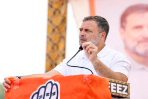 आकांक्षा की आत्महत्या पर राहुल ने सरकार को घेरा