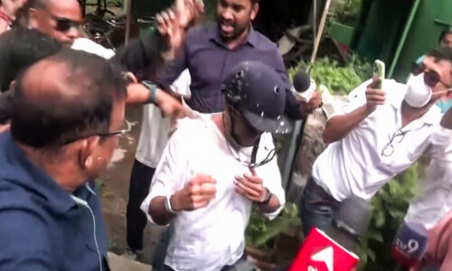 अभिषेक बनर्जी के साथ मारपीट