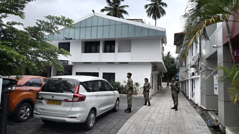 केरल: सीएमआरएल मामले में पिनाराई विजयन के घर ईडी की छापेमारी
