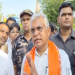 ममता बनर्जी भ्रम में न रहें, मुख्यमंत्री की कुर्सी आपकी पैतृक संपत्ति नहीं: दिलीप घोष
