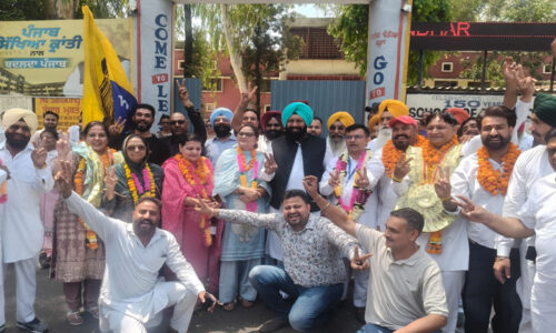 पंजाब नगर निकाय चुनाव : शुरुआती रुझानों में ‘आप’ को बढ़त