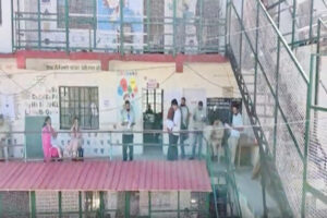 हिमाचल प्रदेश की 1293 ग्राम पंचायतों में पहले चरण के लिए मतदान जारी