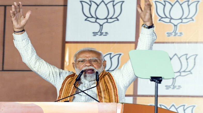पश्चिम बंगाल में कमल खिला