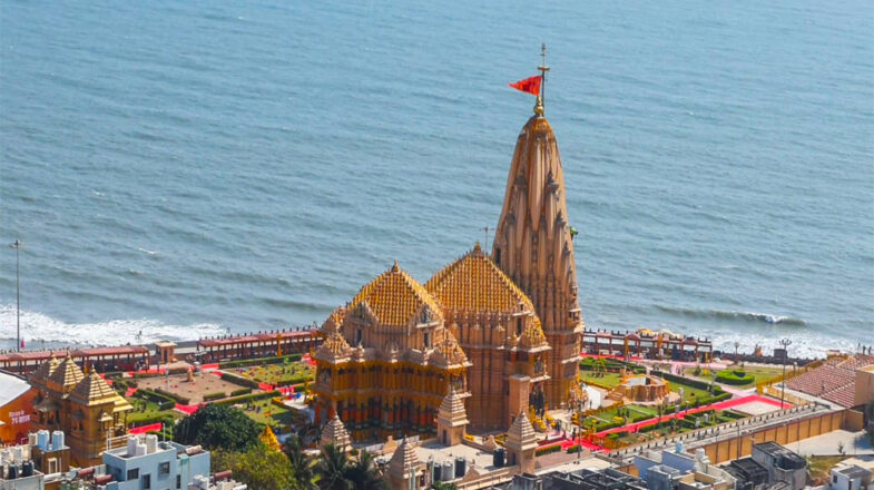 ध्वंस के पार खड़ा सोमनाथ