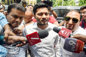 चुनाव से पहले हिंसा भड़काने के मामले में सीआईडी ने अभिषेक बनर्जी से की पूछताछ