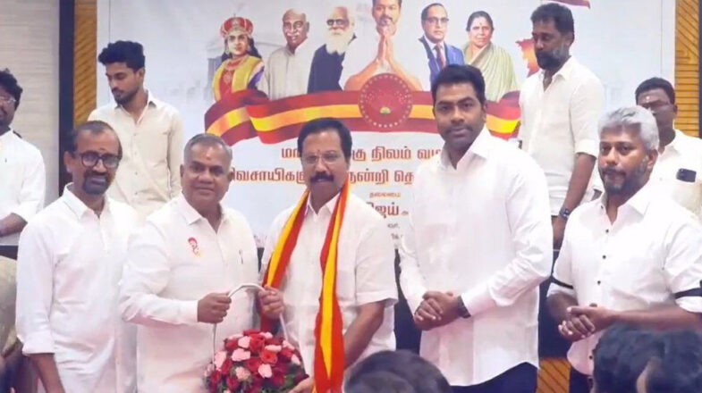 अन्नाद्रमुक को बड़ा झटका, चार पूर्व मंत्री सत्तारूढ़ टीवीके में शामिल