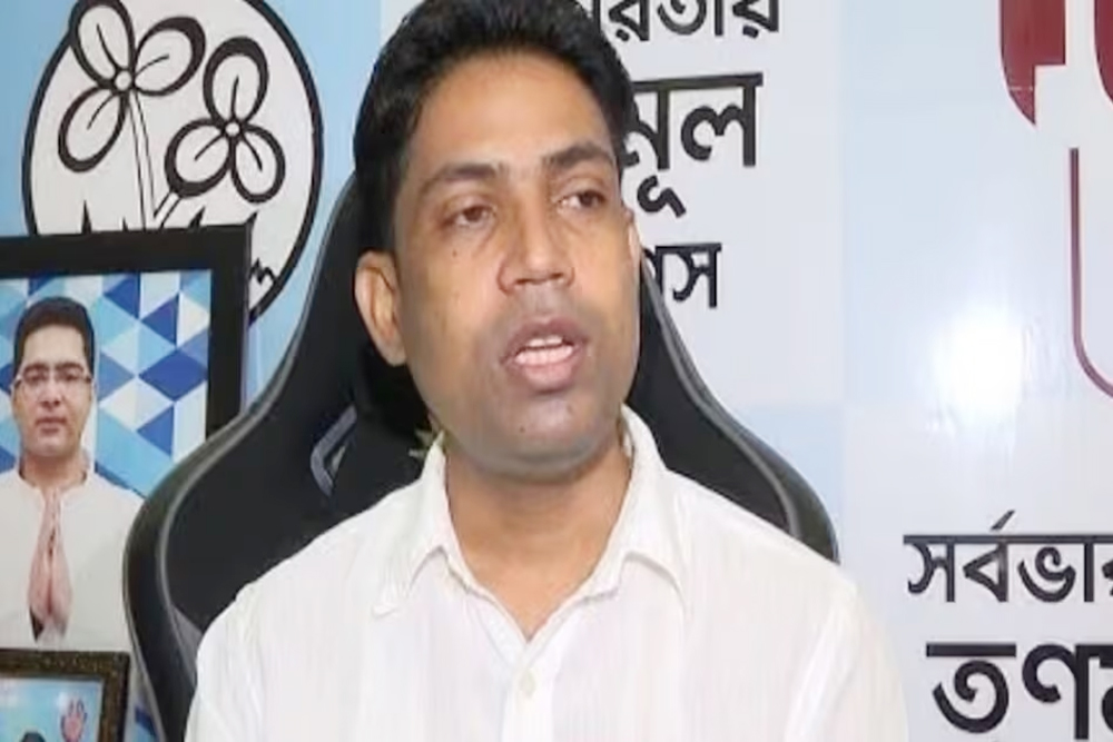पश्चिम बंगाल : फरार टीएमसी नेता जहांगीर खान गिरफ्तार, पुलिस ने नेपाल बॉर्डर से पकड़ा