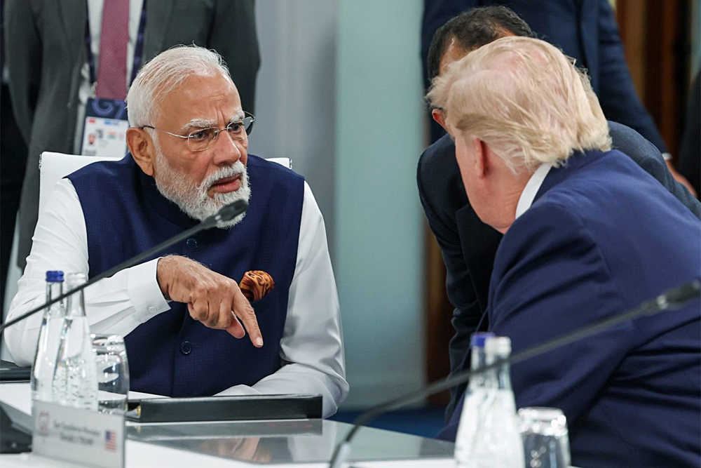 फ्रांस में ट्रंप से मिले मोदी