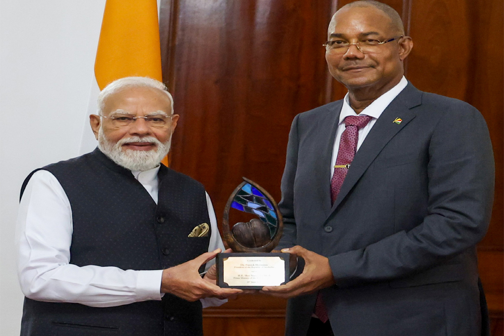 मोदी को सेशेल्स का सर्वोच्च नागरिक सम्मान