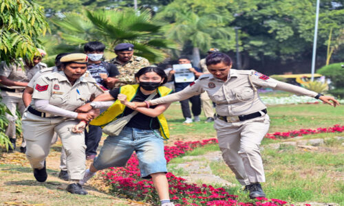 जेन जी बनाम असली जेन जी