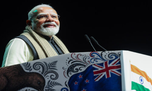 मोदी ने न्यूजीलैंड में खेलों से जुड़ी प्रदर्शनी का दौरा किया