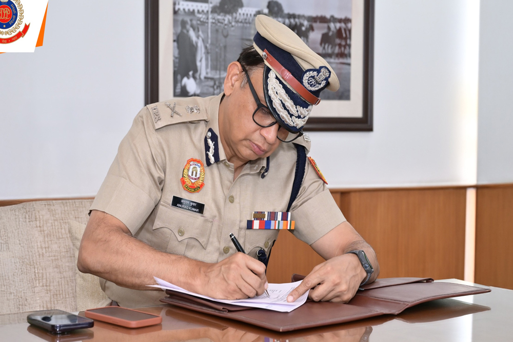 अनुराग कुमार ने दिल्ली पुलिस के नए आयुक्त का पदभार संभाला