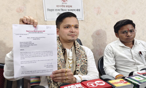 बिहार ट्रांसजेंडर कल्याण बोर्ड ने मोदी के नाम पर मंदिर निर्माण के प्रस्ताव को मंजूरी दी