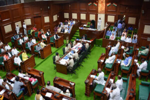 छत्तीसगढ़ विधानसभा : कांग्रेस का अविश्वास प्रस्ताव ध्वनिमत से खारिज