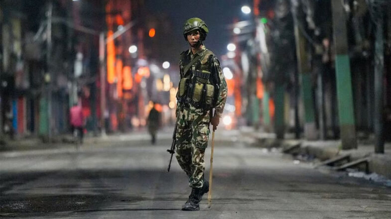 भारत से लगे नेपाल के इलाकों में चौथे दिन भी कर्फ्यू जारी