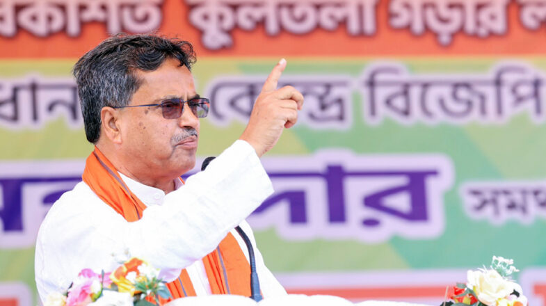 त्रिपुरा के सभी स्कूलों में राष्ट्रगान और राष्ट्रगीत गाना अनिवार्य किया गया