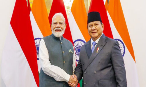 प्रधानमंत्री नरेन्द्र मोदी को इंडोनेशिया का सर्वोच्च सम्मान प्रदान किया गया