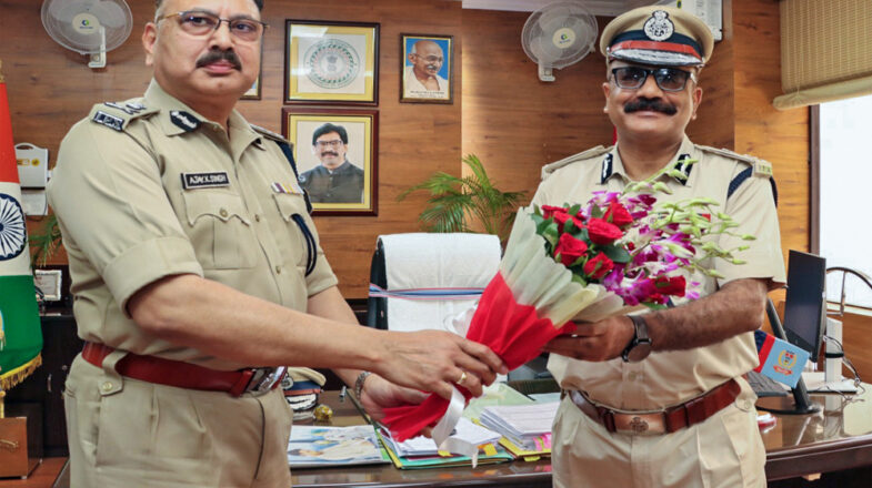 नए पुलिस कमिश्नर ने बखूबी निभाई जिम्मेदारी