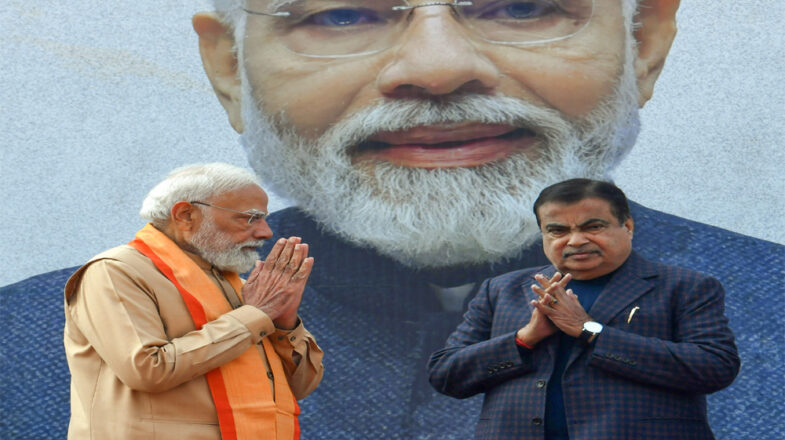 मोदी-भागवत मल्लयुद्ध का धारावाहिक