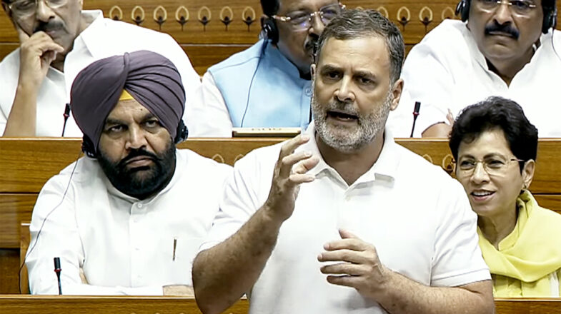 गृह मंत्री संसद में आने से क्यों डर रहे हैं, ‘अपराधबोध’ नजर आता है : राहुल
