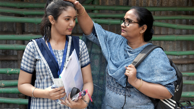 भारत का भविष्य कोचिंग कारोबार में गिरवी