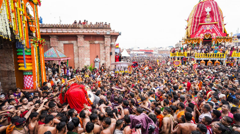 रथयात्रा में भगदड़, श्रद्धालु की मौत